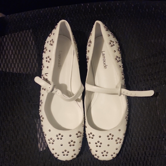 Larroude White Handmade In Brazil Leather Blair Studded Ballet Flats Size 6 - Picture 4 of 7